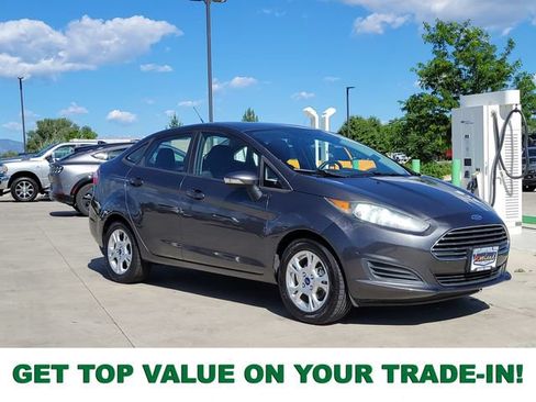 Used 2015 Ford Fiesta SE FWD image 1
