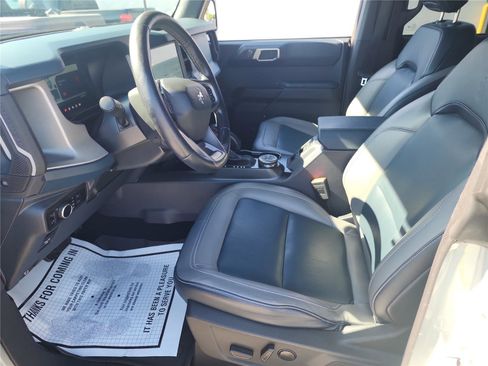 Certified 2024 Ford Bronco Outer Banks AWD/4WD image 13