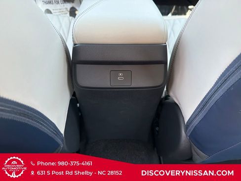 New 2026 Nissan Sentra SL w/ Floor Mat Package FWD image 32