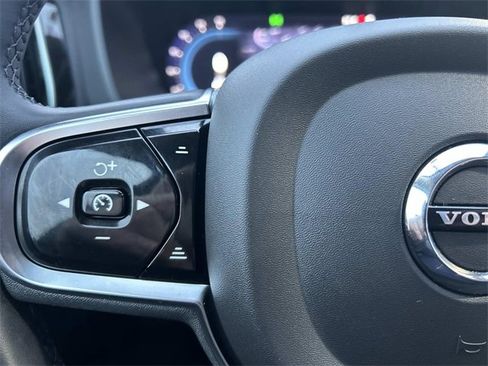 Used 2024 Volvo XC60 B5 Plus w/ Protection Package Premier image 25
