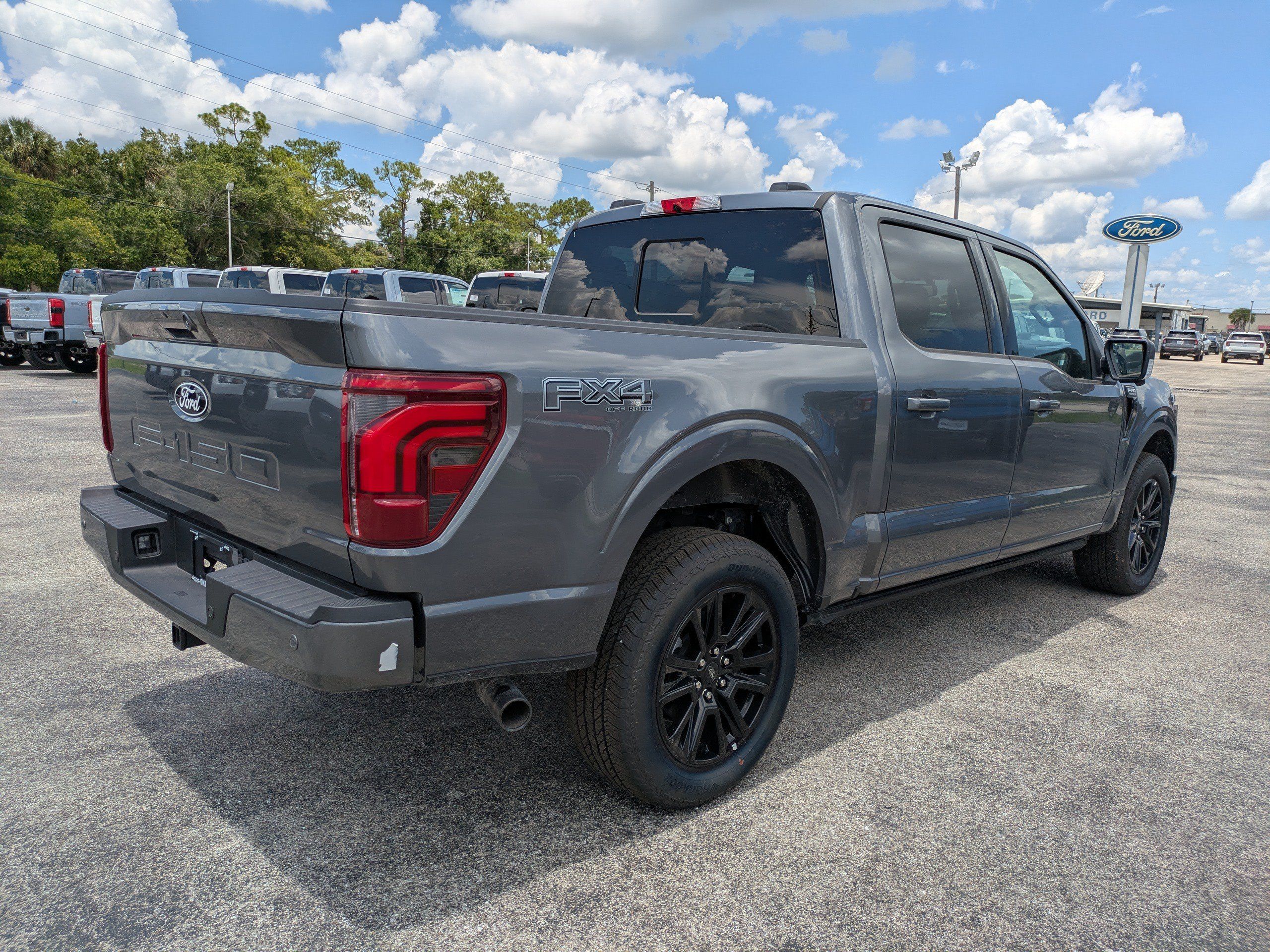 Used 2024 Ford F150 Platinum w/ Equipment Group 702A High AWD/4WD image 4