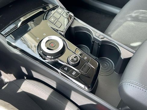 New 2025 Kia Sportage LX image 22