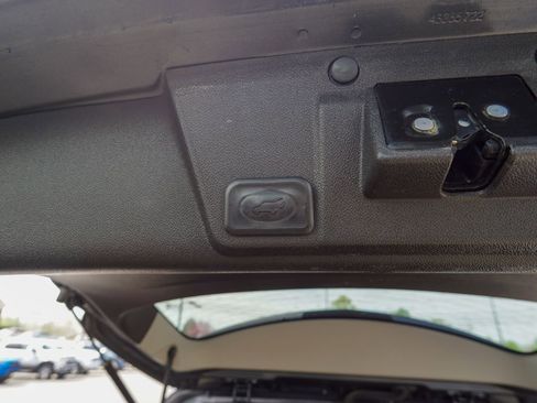Used 2014 Chevrolet Traverse LT FWD image 10