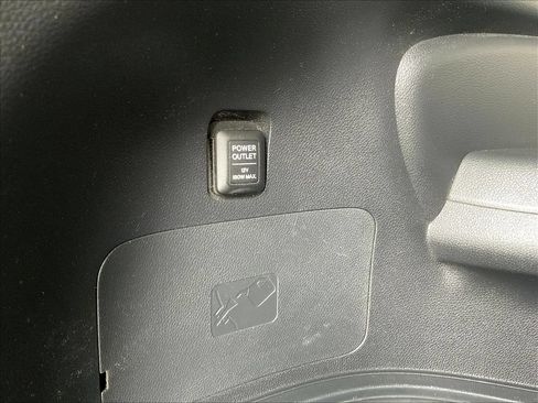Certified 2018 Honda Pilot EX-L image 41