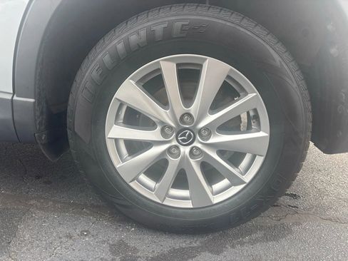 Used 2016 MAZDA CX-5 Touring image 18