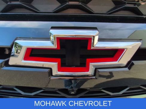 Certified 2024 Chevrolet Colorado ZR2 w/ Technology Package AWD/4WD image 33