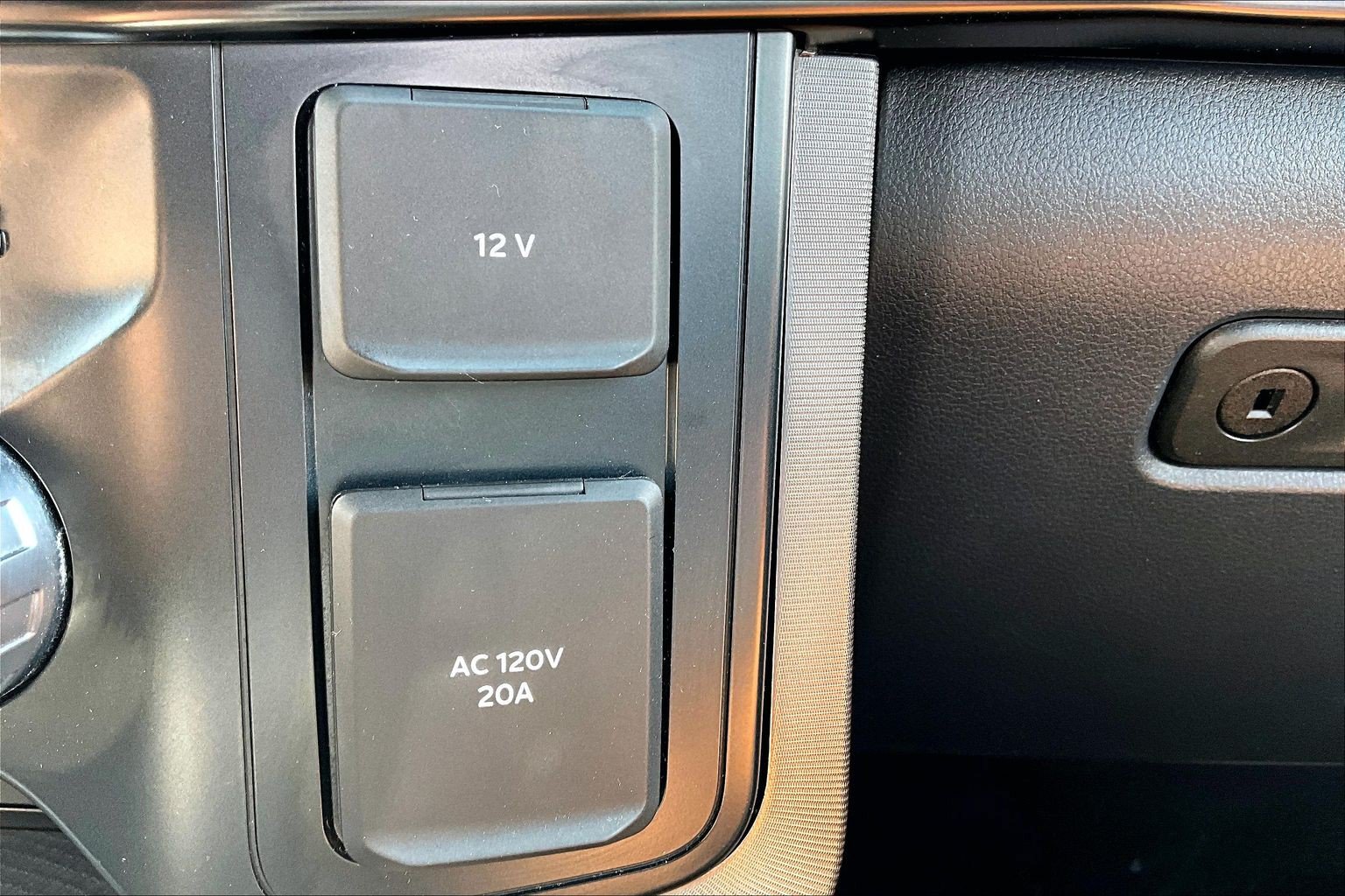 Used 2023 Ford F150 Platinum w/ Equipment Group 701A High AWD/4WD image 35