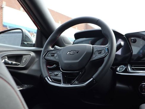 New 2026 Chevrolet Trax RS w/ Driver Confidence Package image 37