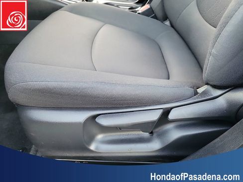 Used 2020 Toyota Corolla LE FWD image 20