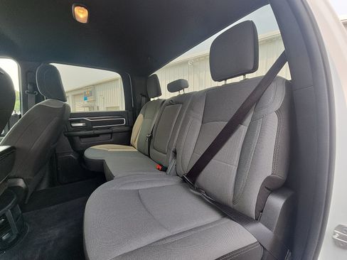 Used 2024 RAM 2500 Big Horn AWD/4WD image 22