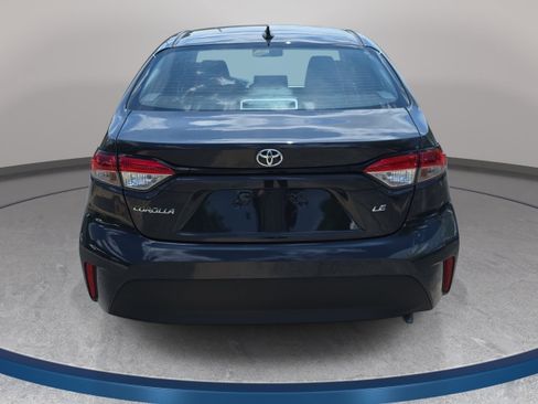 Used 2024 Toyota Corolla LE FWD image 6