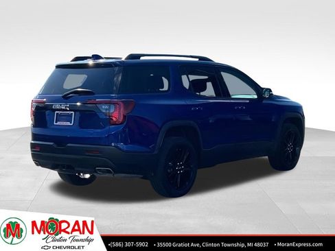 Certified 2023 GMC Acadia SLT w/ Elevation Edition image 6
