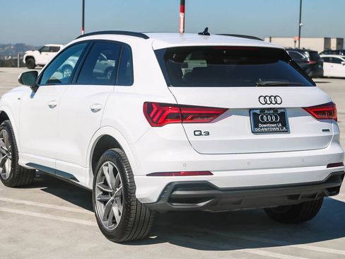 New 2025 Audi Q3 2.0T Premium image 10