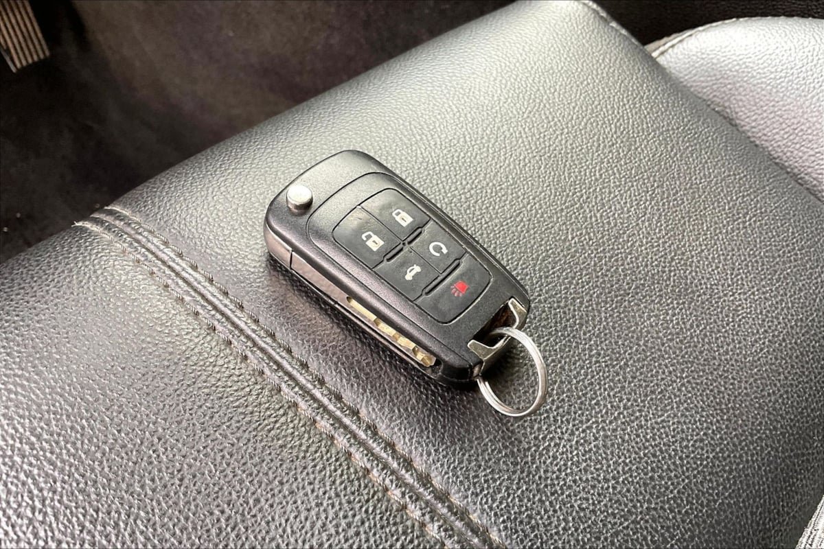 Used 2020 Chevrolet Impala LT FWD image 11