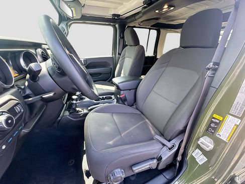 Used 2023 Jeep Wrangler Unlimited AWD/4WD image 21