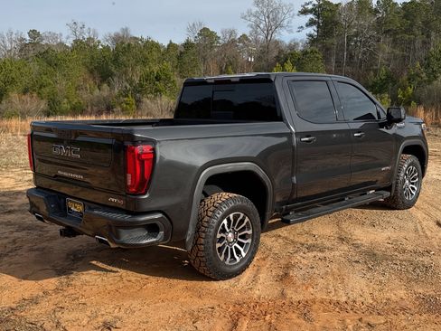Used 2020 GMC Sierra 1500 AT4 w/ AT4 Premium Package image 11