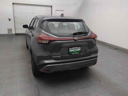 Used 2024 Nissan Kicks S FWD image 6