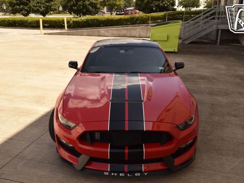 Used 2017 Ford Mustang Shelby GT350 image 23
