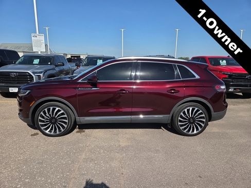 Used 2023 Lincoln Nautilus Black Label w/ Class II Trailer Tow Package AWD/4WD image 2