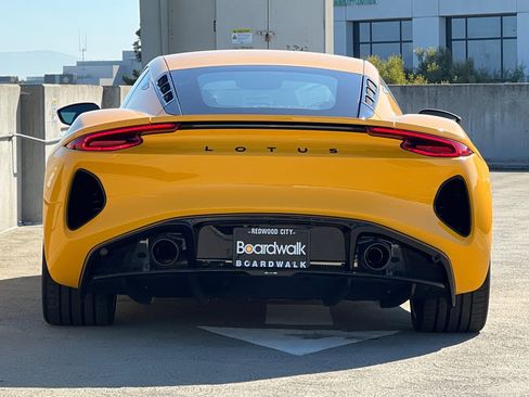 New 2025 Lotus Emira image 5