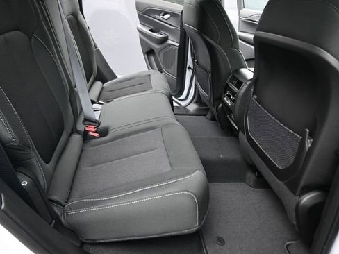 New 2025 Jeep Grand Cherokee Laredo image 39