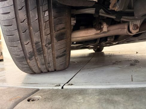 Used 2013 BMW 528i Sedan image 24