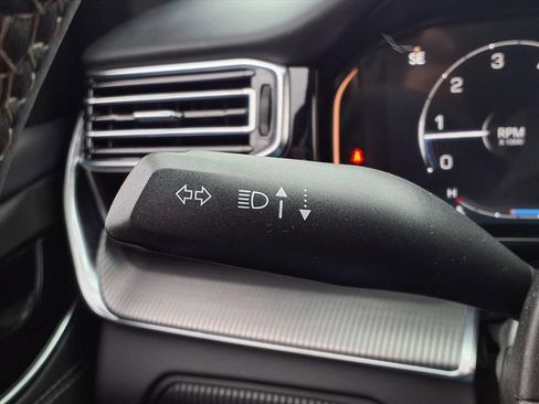 Used 2023 Jeep Grand Wagoneer Series II image 20