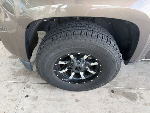 Used 2016 Chevrolet Colorado W/T w/ WT Convenience Package RWD image 2
