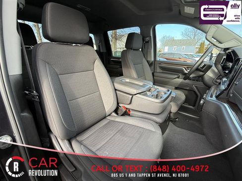 Used 2024 Chevrolet Silverado 2500 LT image 44