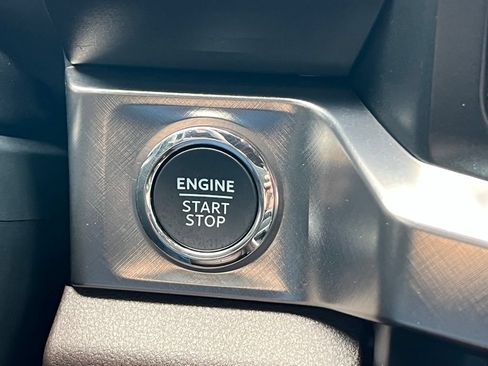 Used 2024 Ford F250 King Ranch w/ Chrome Package AWD/4WD image 35