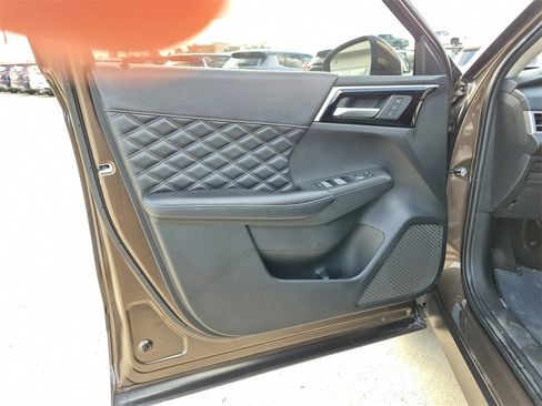 Used 2024 Mitsubishi Outlander SEL image 60