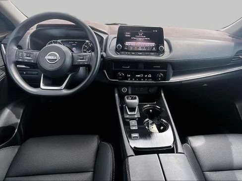 Certified 2023 Nissan Rogue SV FWD image 15