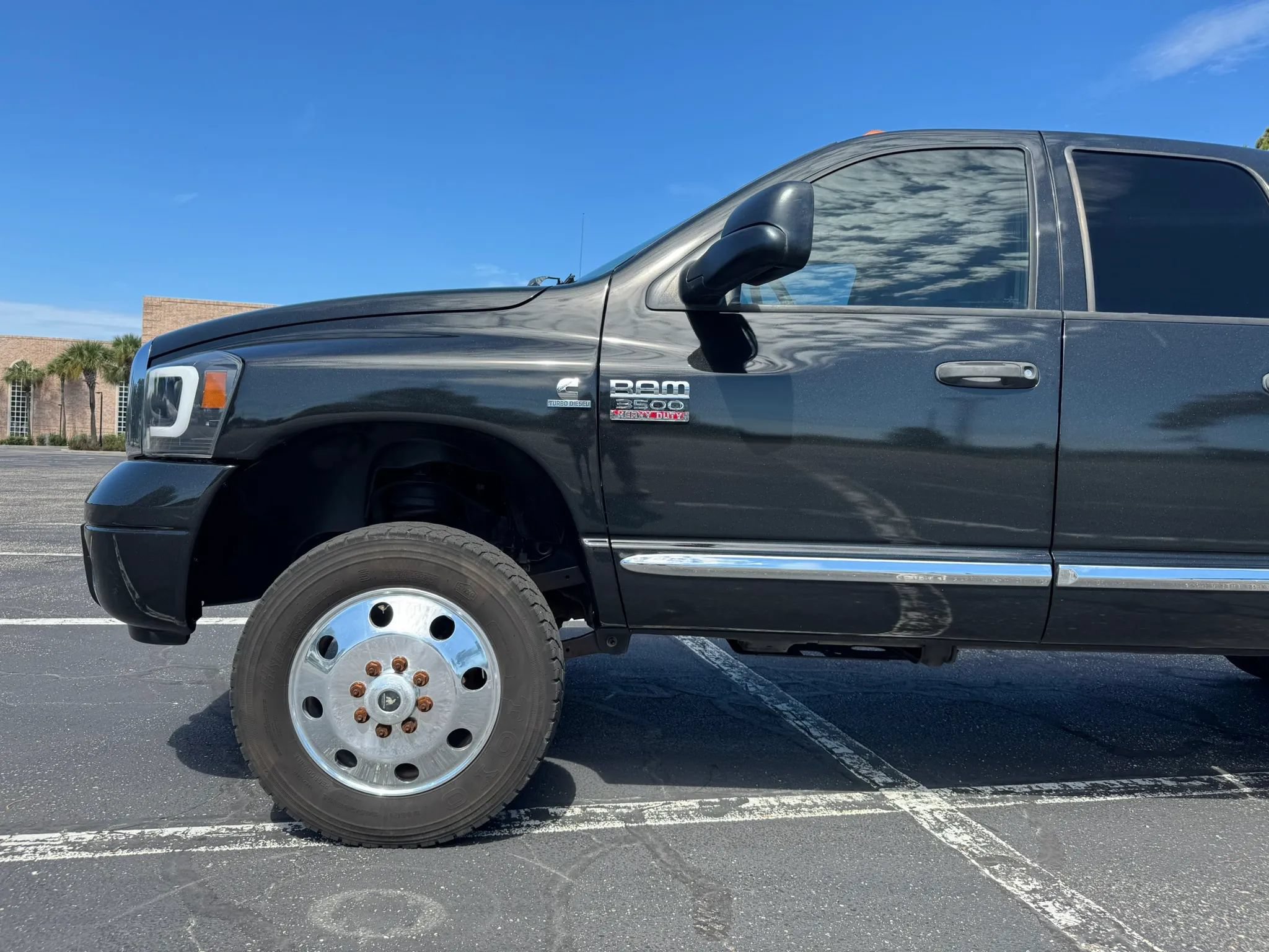 Used 2009 Dodge Ram 3500 Truck Laramie w/ Trailer Tow Group AWD/4WD image 10