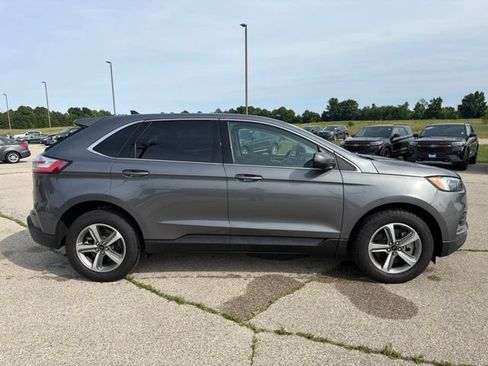 Used 2024 Ford Edge SEL w/ Convenience Package AWD/4WD image 6