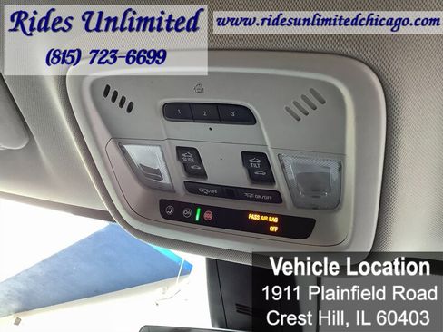 Used 2018 Chevrolet Traverse LT AWD/4WD image 19