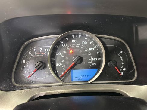 Used 2013 Toyota RAV4 LE AWD/4WD image 3
