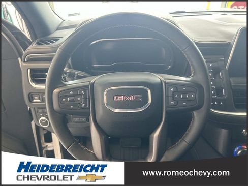 Used 2024 GMC Yukon AT4 w/ Technology Package AWD/4WD image 19
