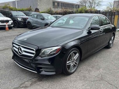 Used 2018 Mercedes-Benz E 300 4MATIC w/ Premium 2 Package