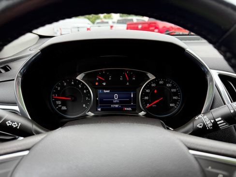 Used 2019 Chevrolet Equinox LT FWD image 13