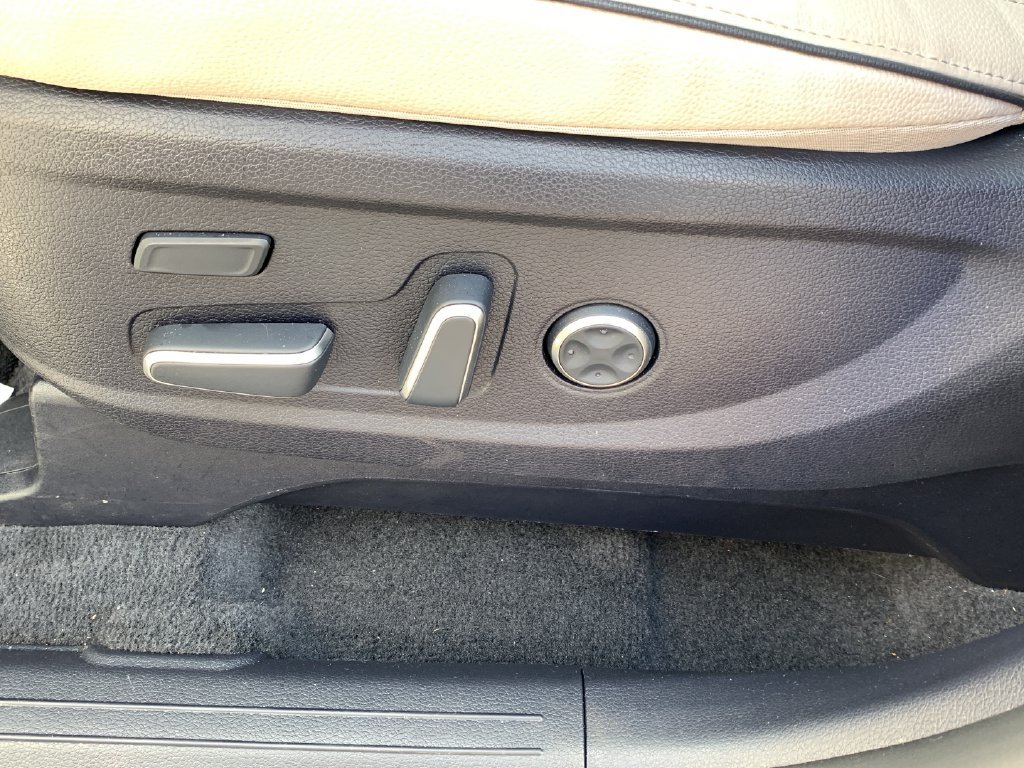 Used 2024 Hyundai Palisade Limited AWD/4WD image 15