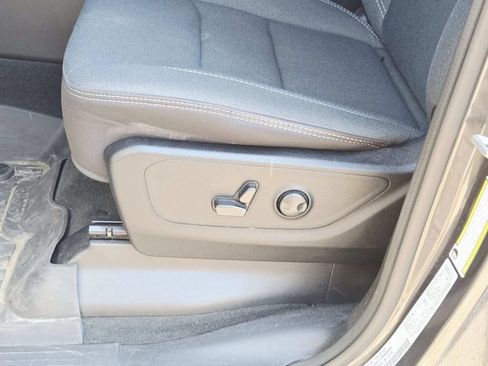 Used 2022 RAM 1500 Big Horn AWD/4WD image 37