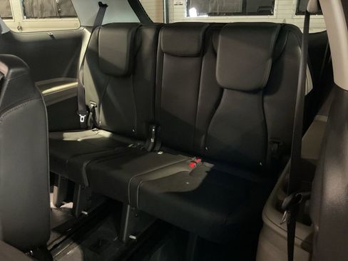 New 2026 Kia Carnival EX FWD image 20