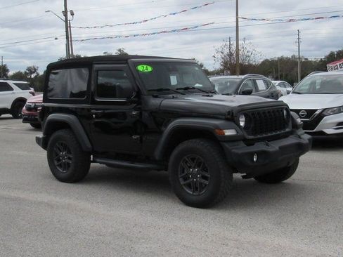 Used 2024 Jeep Wrangler Sport AWD/4WD image 1