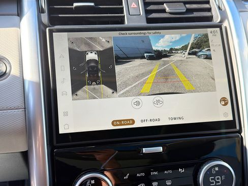 New 2025 Land Rover Discovery Dynamic SE image 34