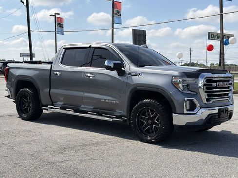 Used 2020 GMC Sierra 1500 SLT w/ SLT Premium Package RWD image 28