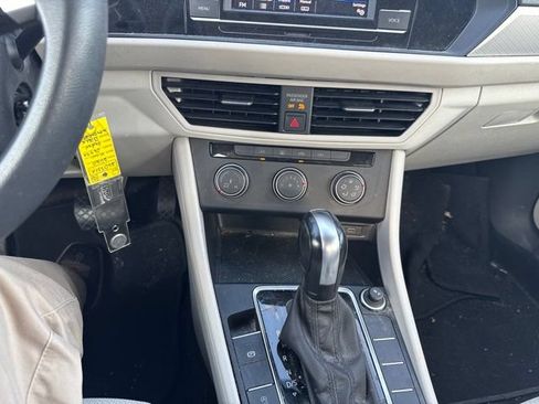 Used 2020 Volkswagen Jetta S FWD image 12