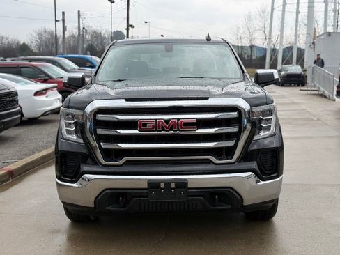Used 2020 GMC Sierra 1500 SLE w/ X31 Off-Road Package image 3