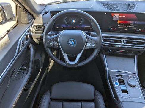 Used 2023 BMW i4 eDrive40 w/ Premium Package image 18