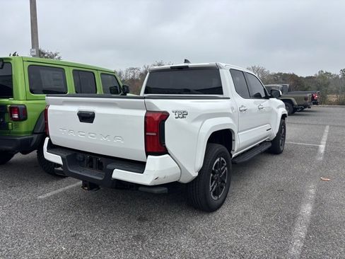 Used 2024 Toyota Tacoma TRD Sport image 3