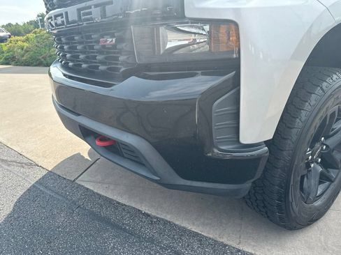 Used 2020 Chevrolet Silverado 1500 Custom Trail Boss w/ Custom Convenience Package AWD/4WD image 11